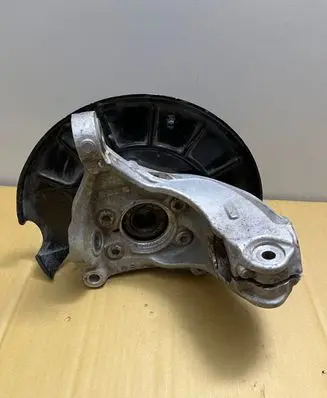 Volkswagen PASSAT CC Front wheel hub 3C0407257G