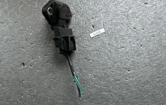 Jeep Cherokee XJ Air pressure sensor 0281002205