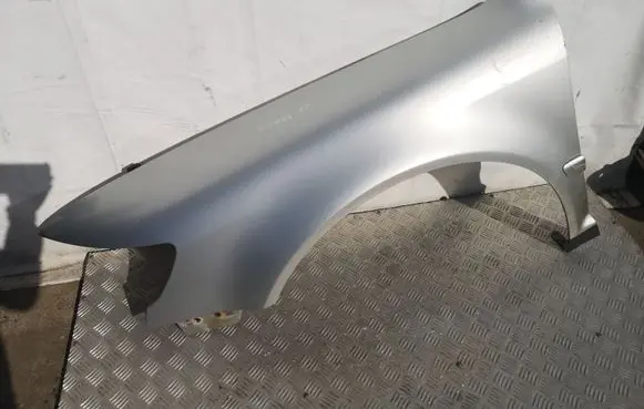 Volkswagen Phaeton Fender