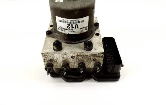 Hyundai i40 ABS Pump 589203Z910