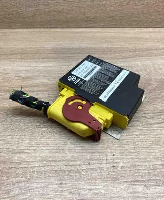 Volkswagen PASSAT B6 Airbag control unit/module 3C0909605J 391130
