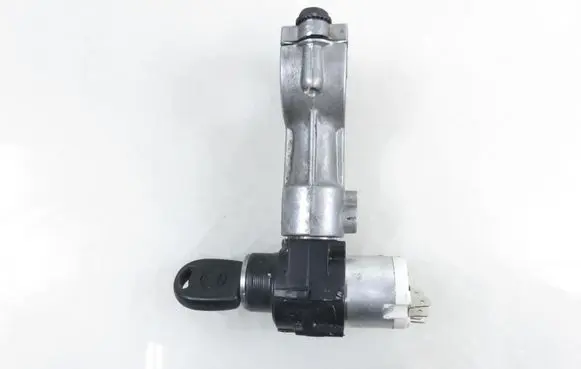 Skoda Felicia II Ignition lock 441022221176