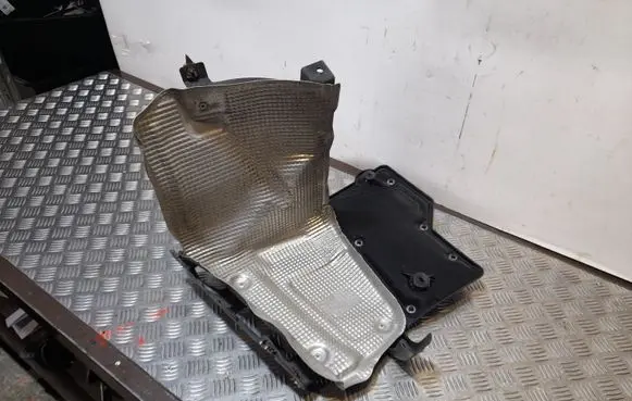 Porsche Panamera (970) Heat shield in engine bay 97050563201