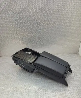 Mercedes-Benz E A207 Armrest A2076800496