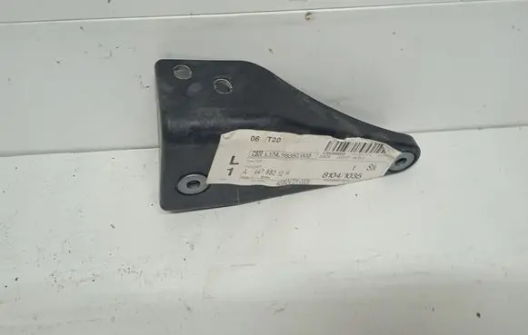 Radiator support slam panel bracket
