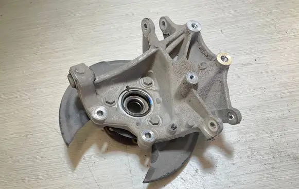 Volvo XC40 Rear wheel hub 32246247