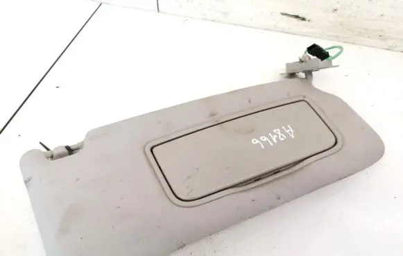 Volvo V50 Sun visor