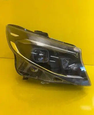 Mercedes-Benz V Class W447 Headlight/headlamp A4479068001