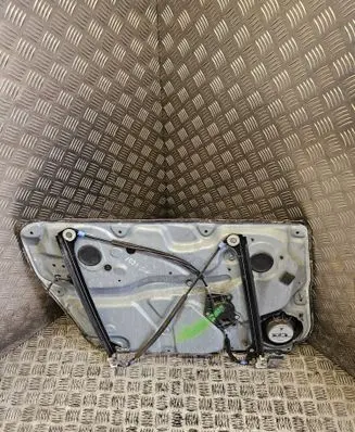 Volkswagen PASSAT B5 Front door electric window regulator 3B1837462