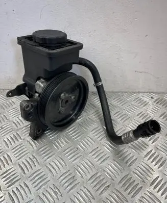 BMW 5 E60 E61 Power steering pump 7693974101 676095