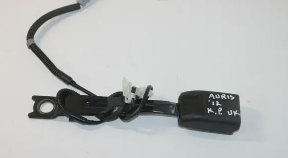 Toyota Auris E180 Front seatbelt buckle