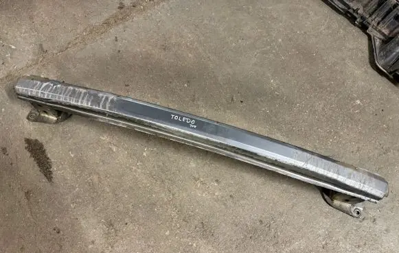 Seat Toledo IV (NH) Rear beam 
