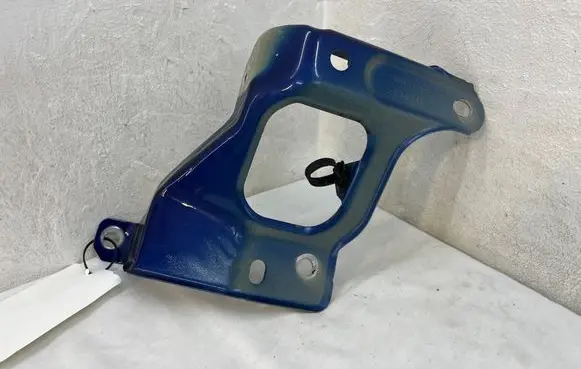 Tesla Model 3 Fender mounting bracket 108601700D