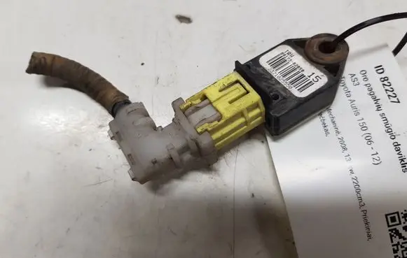 Toyota Auris 150 Airbag deployment crash/impact sensor 8917302050