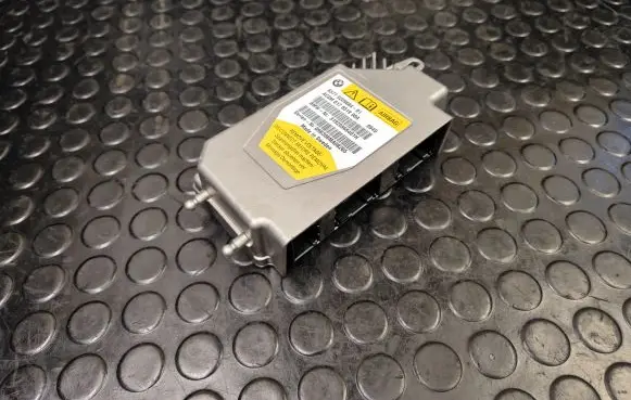 BMW 7 F01 F02 F03 F04 Airbag control unit/module 9209684