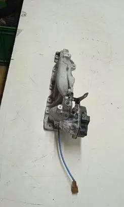 Opel Vivaro Intake manifold 140032531R