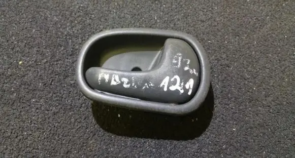 Mazda 121 SM Rear door interior handle