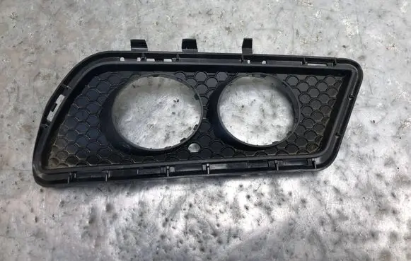 Mercedes-Benz E W212 Front fog light trim/grill A2128850253BILI A2128850253