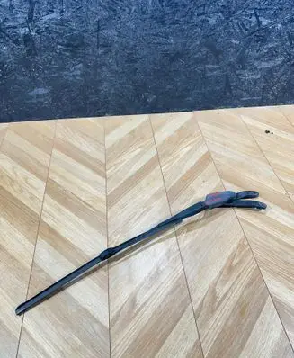 Mercedes-Benz C W204 Front wiper blade arm A2048200344