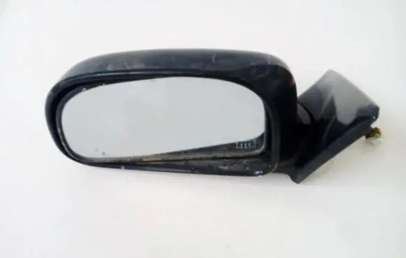 Mitsubishi Colt Front door electric wing mirror e201826