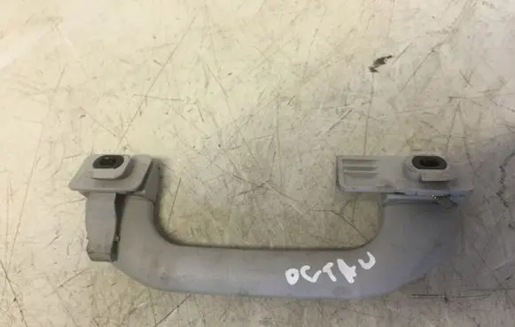 Skoda Octavia Mk1 (1U) Rear interior roof grab handle