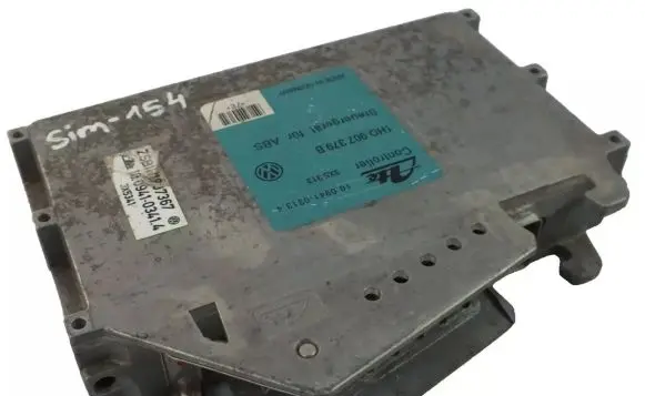 Volkswagen Golf III ABS control unit/module 1H0907379B