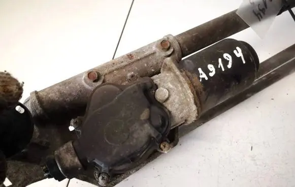 Honda FR-V Wiper motor