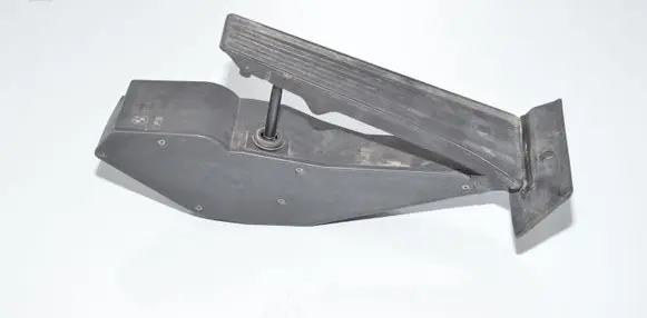 BMW 7 E65 E66 Accelerator throttle pedal 6762482