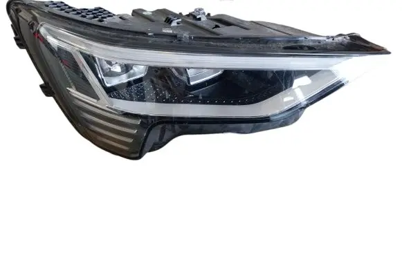 Audi e-tron Headlight/headlamp 4KE941040