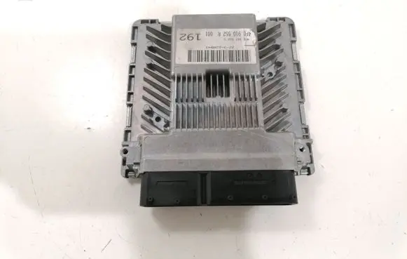 Audi A6 S6 C6 4F Engine control unit/module 4F0910552R 4F0907552D