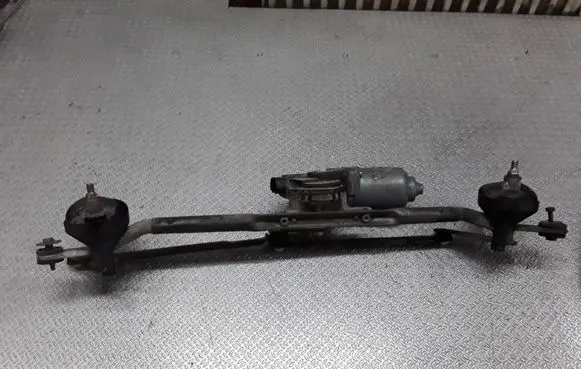 Dodge Caliber Front wiper linkage and motor