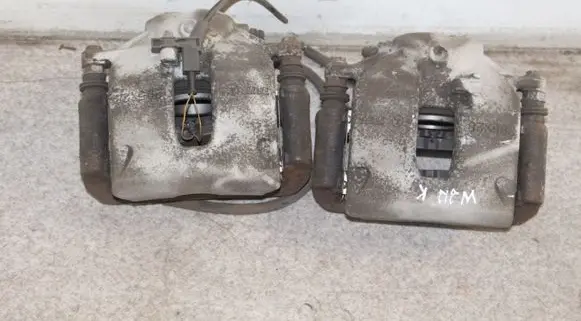 Mercedes-Benz E W212 Front brake caliper