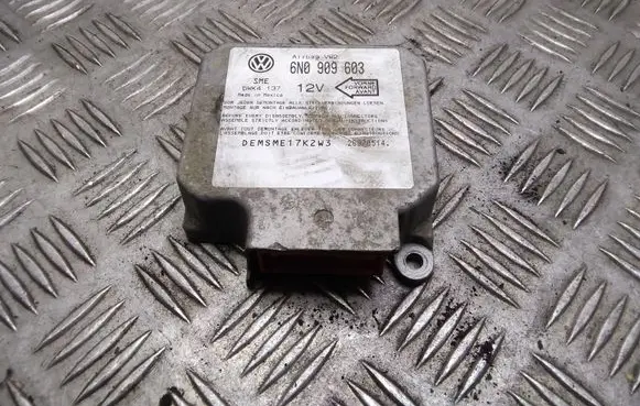 Volkswagen Transporter - Caravelle T4 Airbag control unit/module 6N0909603