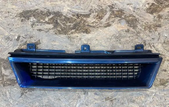 Opel Omega A Front bumper upper radiator grill GSIL3000 R0555-M 9037184