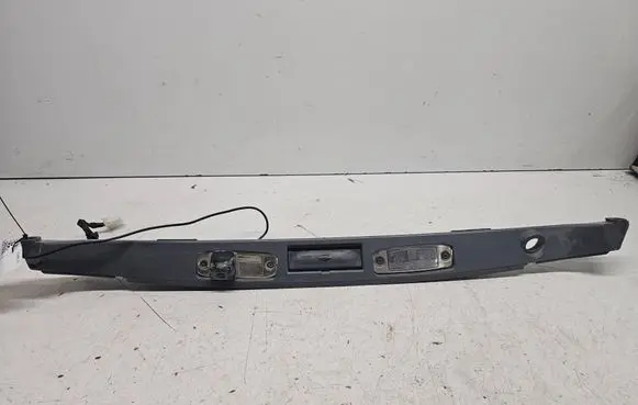 Hyundai Sonata Trunk door license plate light bar 925103S010