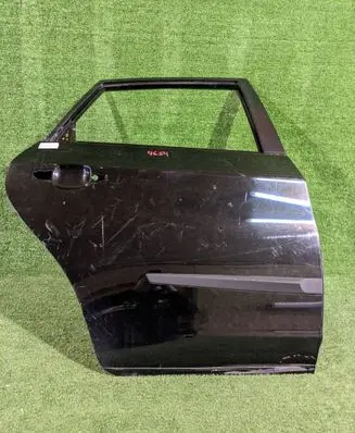 Subaru Impreza III Rear door