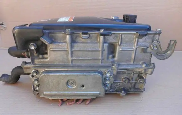 Toyota Prius (XW50) Voltage converter inverter G920047260