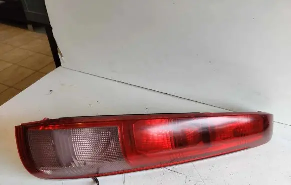Nissan X-Trail T30 Rear/tail lights B46R