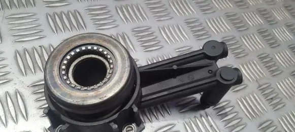 Ford Ka clutch release bearing 2S617A564AB 4F15B