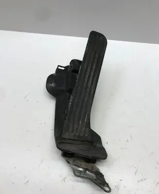 Audi A3 S3 8P Accelerator throttle pedal 1K2721503M