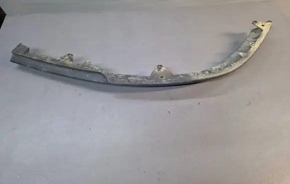 Toyota Avensis T250 Front bumper lip 