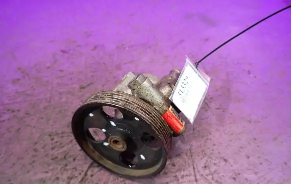 Volvo S40, V40 Power steering pump 8200071050