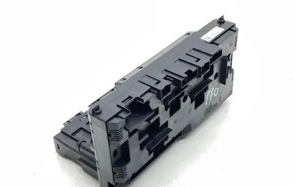 BMW 7 F01 F02 F03 F04 Fuse box set 9210861 921086101