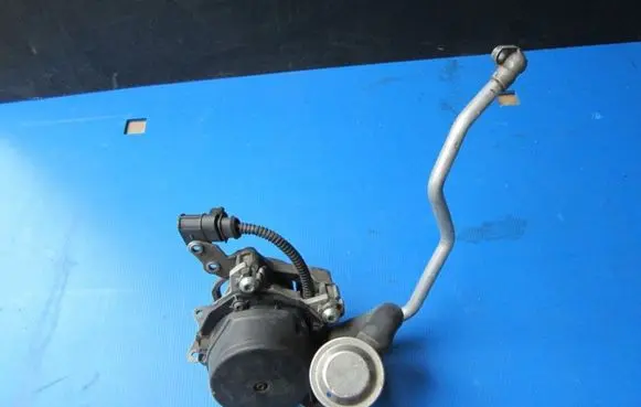 Porsche 911 997 EGR valve 94811320351