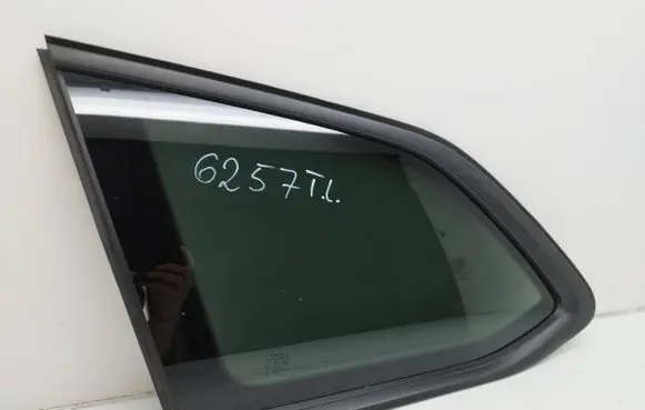 Skoda Superb B9 Rear vent window glass 3J0845297A