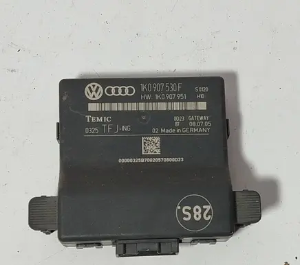 Volkswagen Touran I Gateway control module 1K0907530F 1K0907951