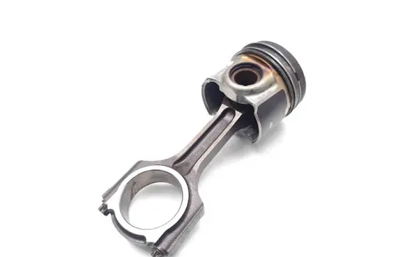 Ford Transit Courier Piston with connecting rod YMR6
