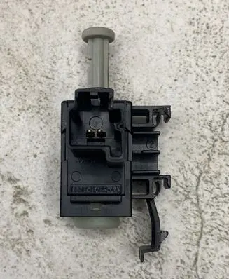 Ford C-MAX II Clutch pedal sensor 6G9T11A152AA