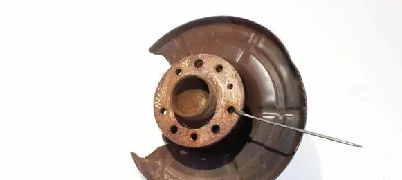 Opel Meriva A Rear brake disc plate dust cover 