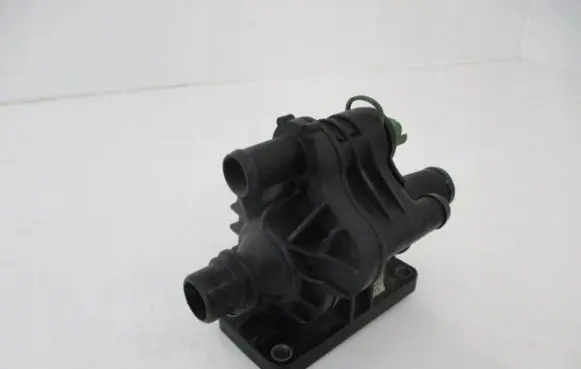 Peugeot 307 Thermostat housing 9647767180